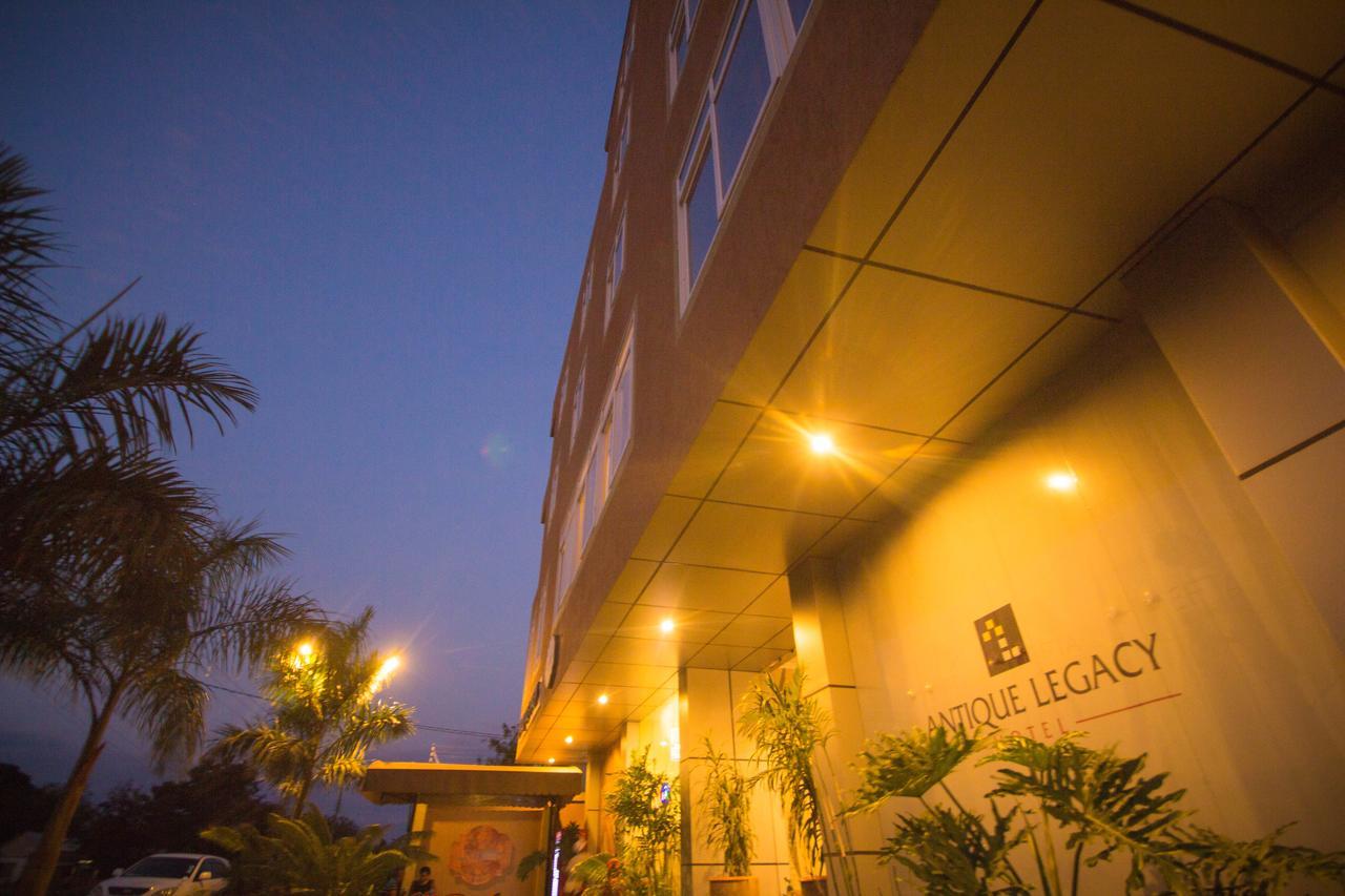 Antique Legacy Hotel Zanzibar Buitenkant foto